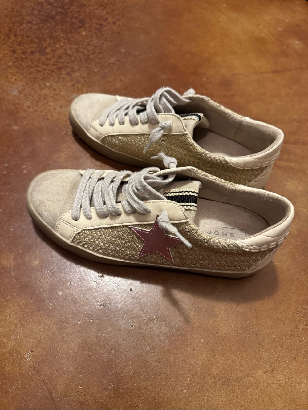 ShuShop Beige Sneakers with Pink Star Accent